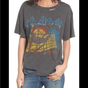 DAYDREAMER DEF LEOPARD BAND TEE